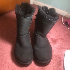 Black bailey bow Uggs
